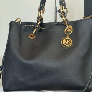 Moda Circular, Desapegos e Brechó de Luxo auto draft